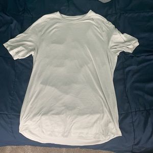 Drysense lululemon silver/white shirt